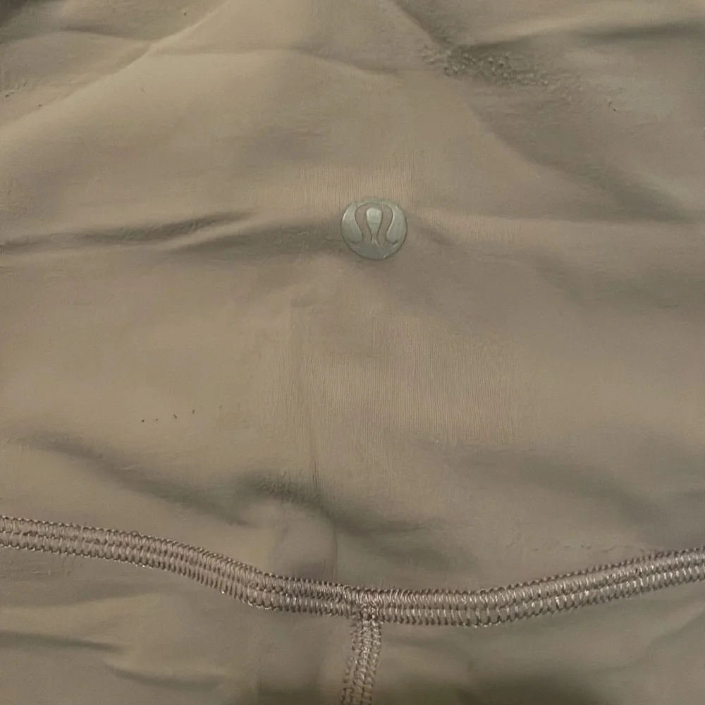 Size 12 Violet Verbena 25” Lululemon align high rise leggings - Picture 3 of 3